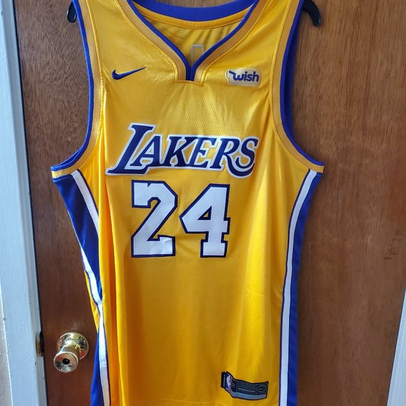 Kobe Bryant Jersey - Picture 1 of 1